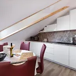 Luxury Dante With Terrace Split
