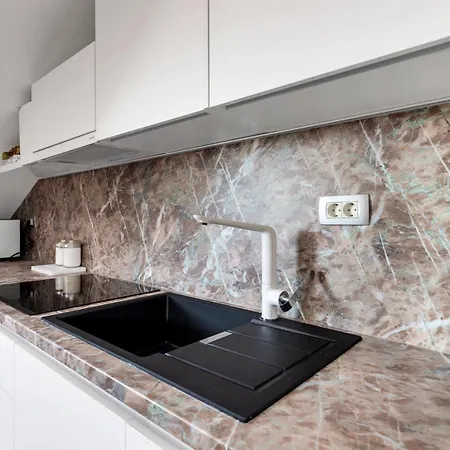Luxury Dante With Terrace Apartmán
