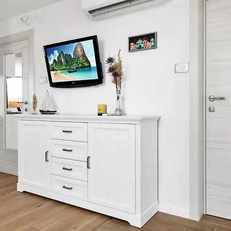 アパート Luxury Dante With Terrace