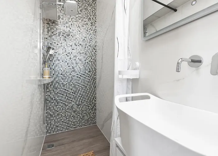 Luxury Dante With Terrace شقة سبليت