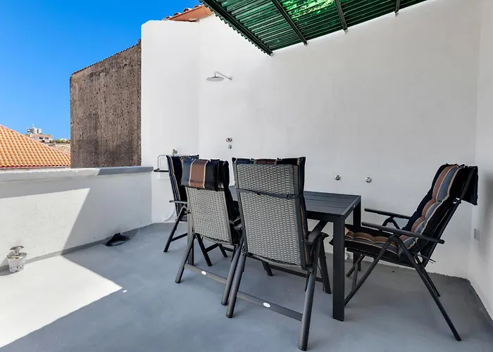Luxury Dante With Terrace شقة سبليت
