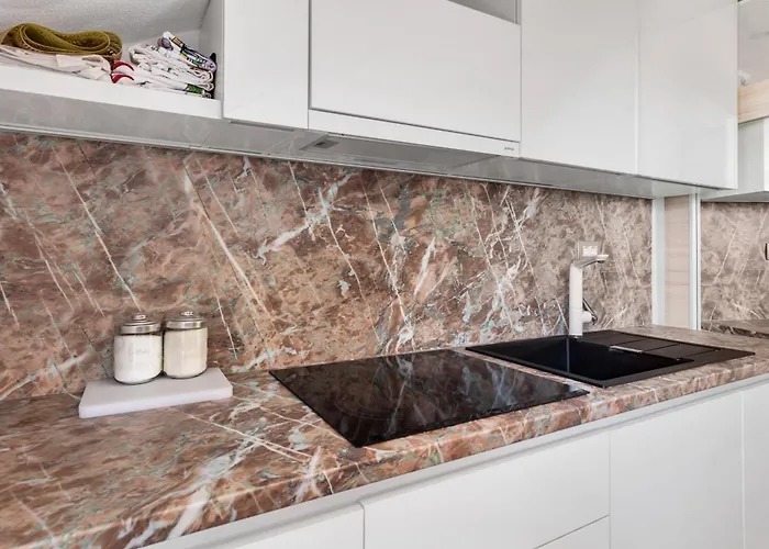 Luxury Dante With Terrace * سبليت