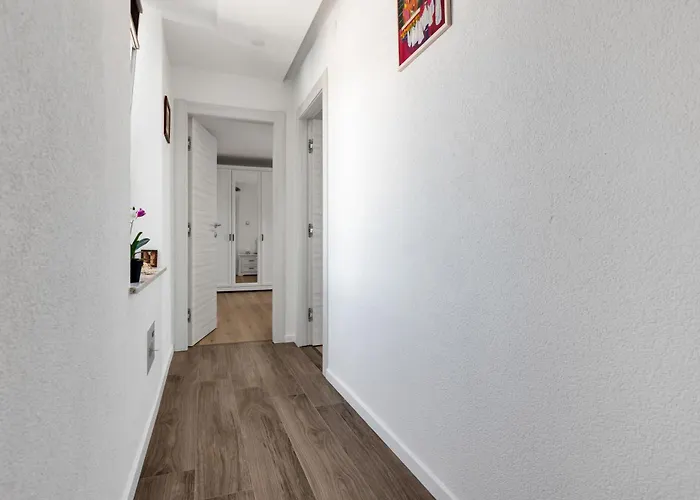 Luxury Dante With Terrace * سبليت